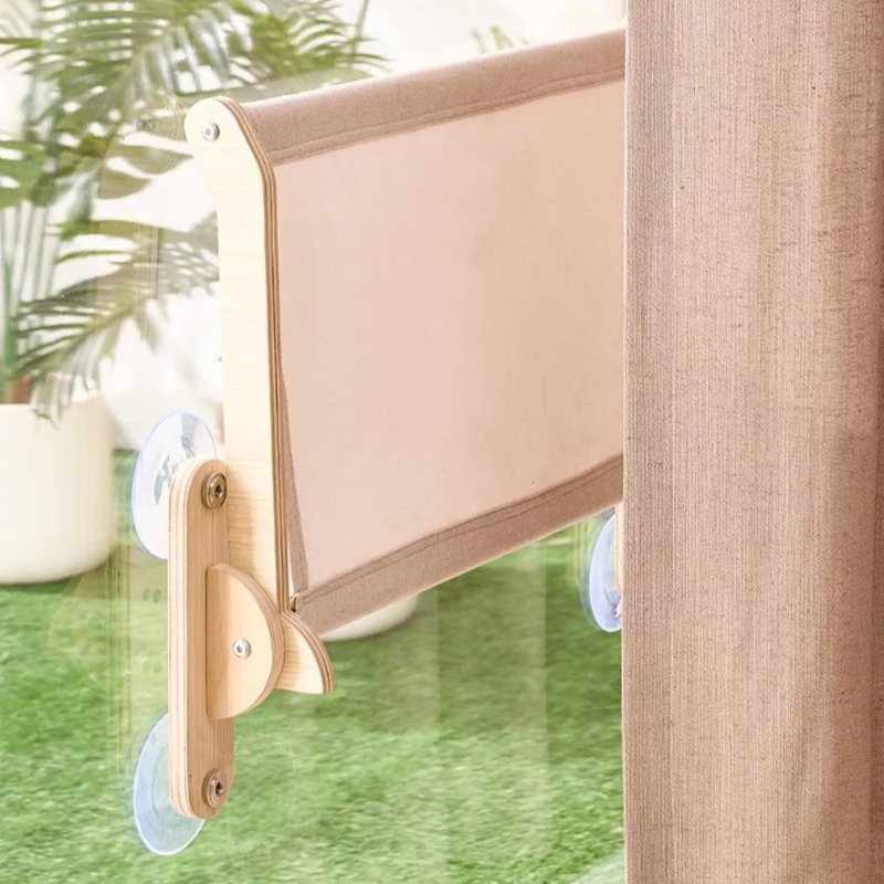 Cat Window Perch with Wooden F - Cat Window Perch recensione e prezzo