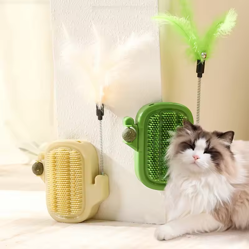 Wall Mount Self Grooming Cat B - Catnip Toys recensione e prezzo
